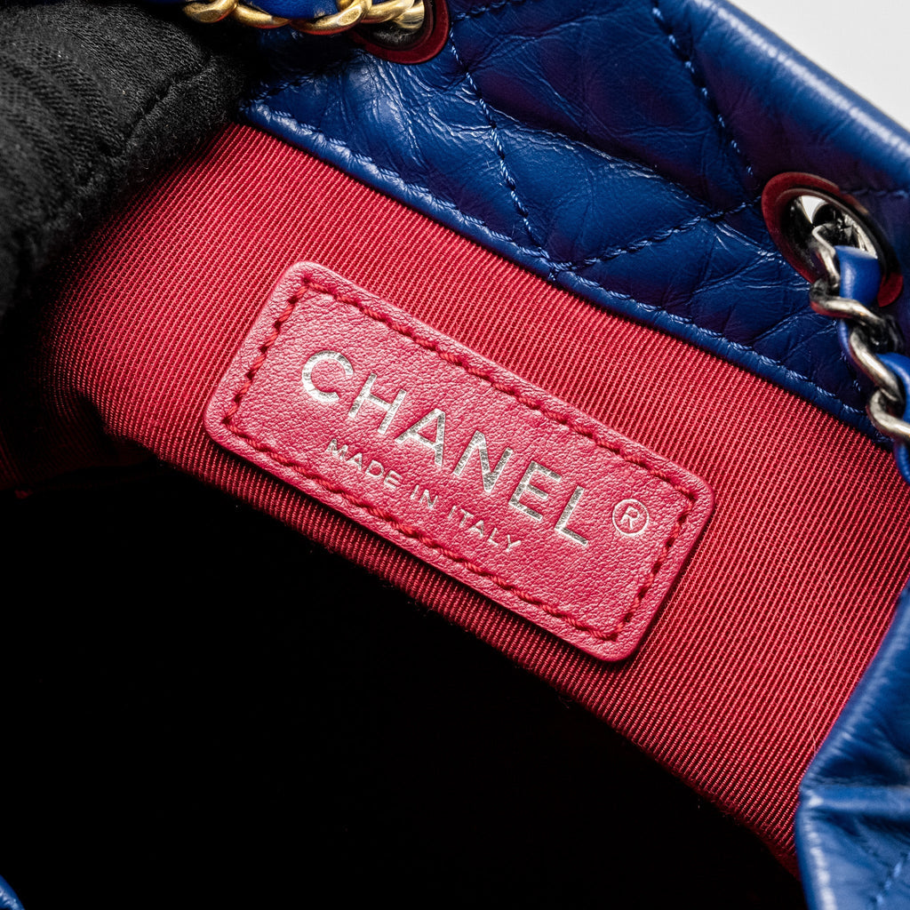 CHANEL GABRIELLE BACKPACK AGED CALFSKIN BLUE MULTICOLOUR HARDWARE