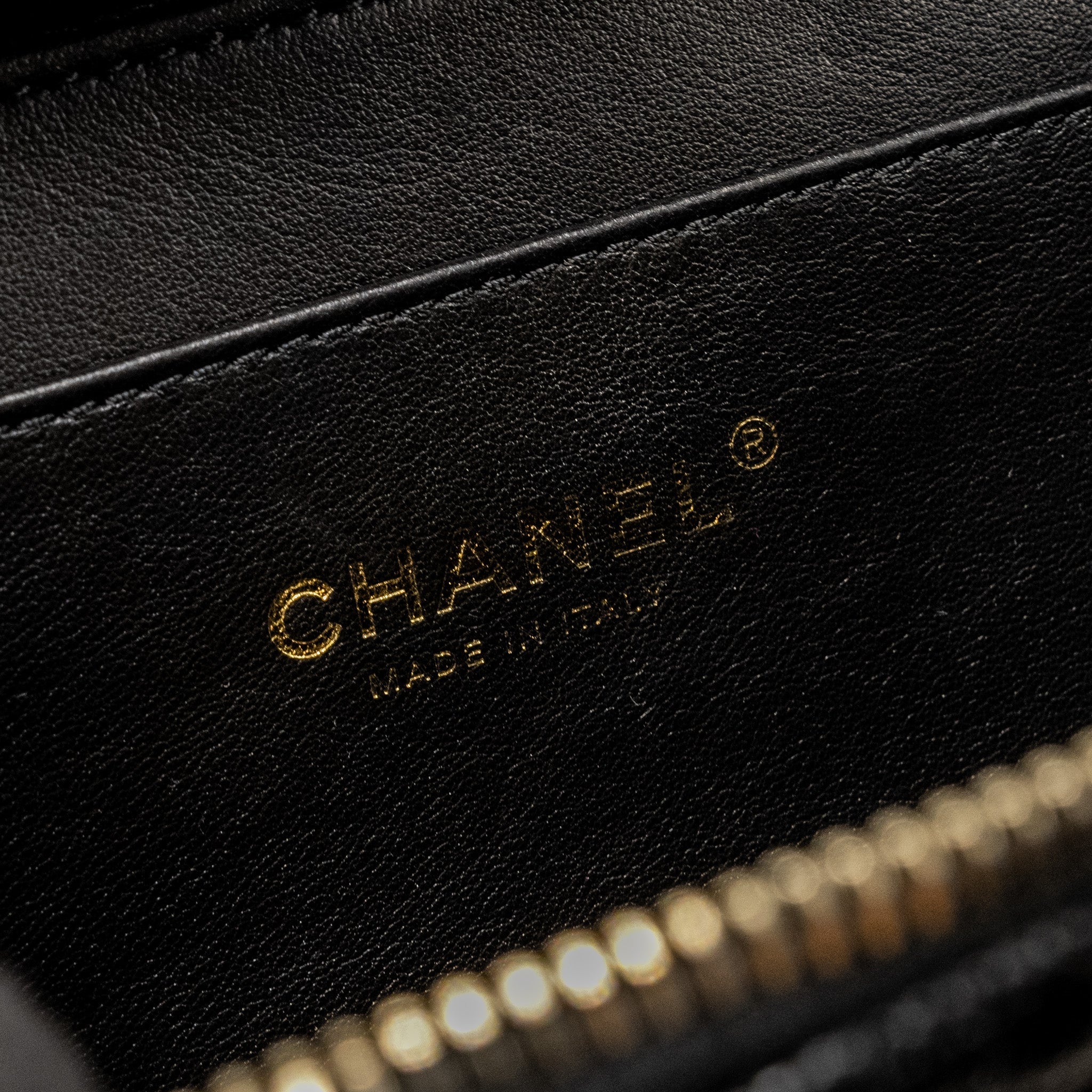 CHANEL 22S LETTER TOP HANDLE SMALL VANITY CASE CAVIAR BLACK BRUSHED GHW (MICROCHIP)