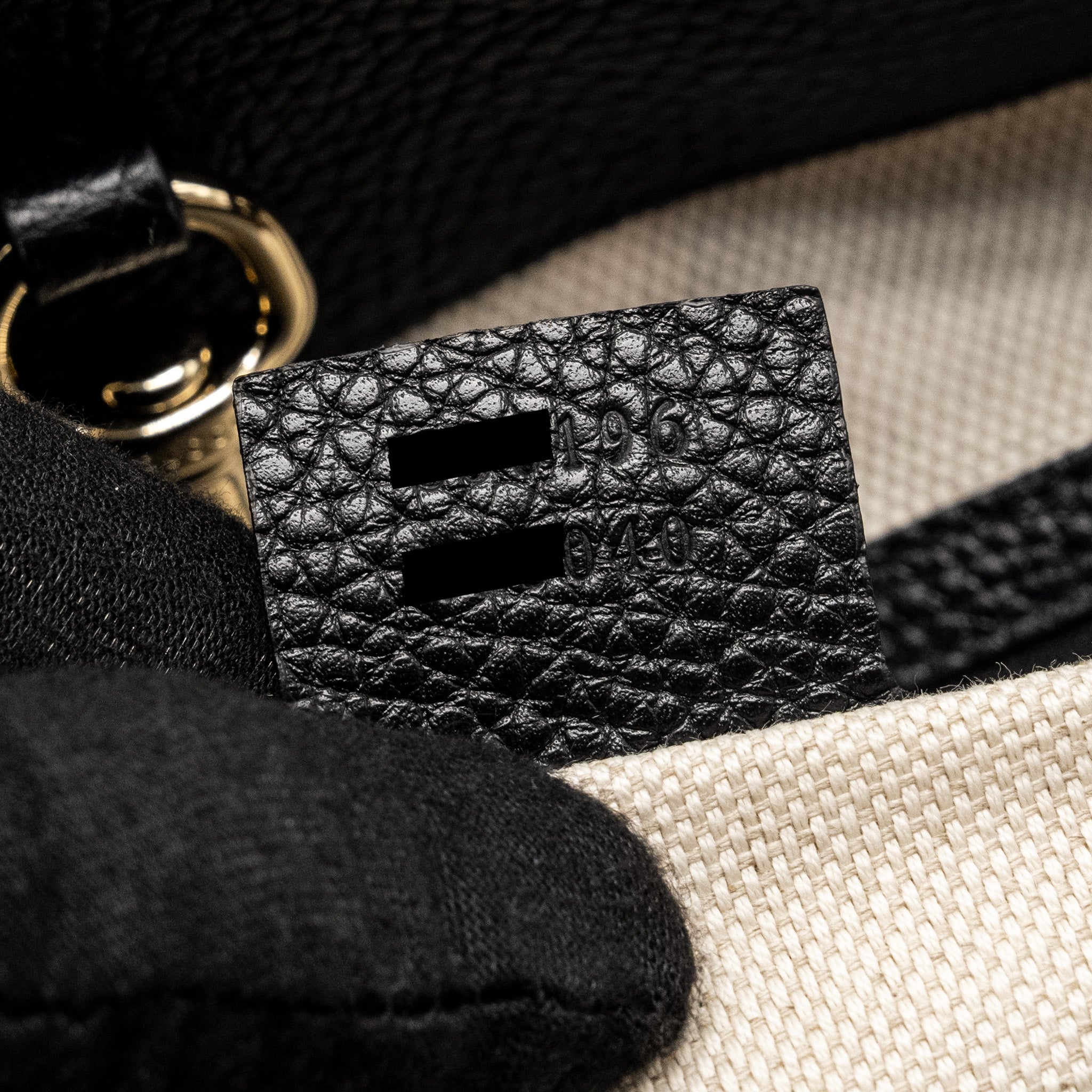 GUCCI INTERLOCKING G SOHO TOTE BAG CALFSKIN BLACK GHW