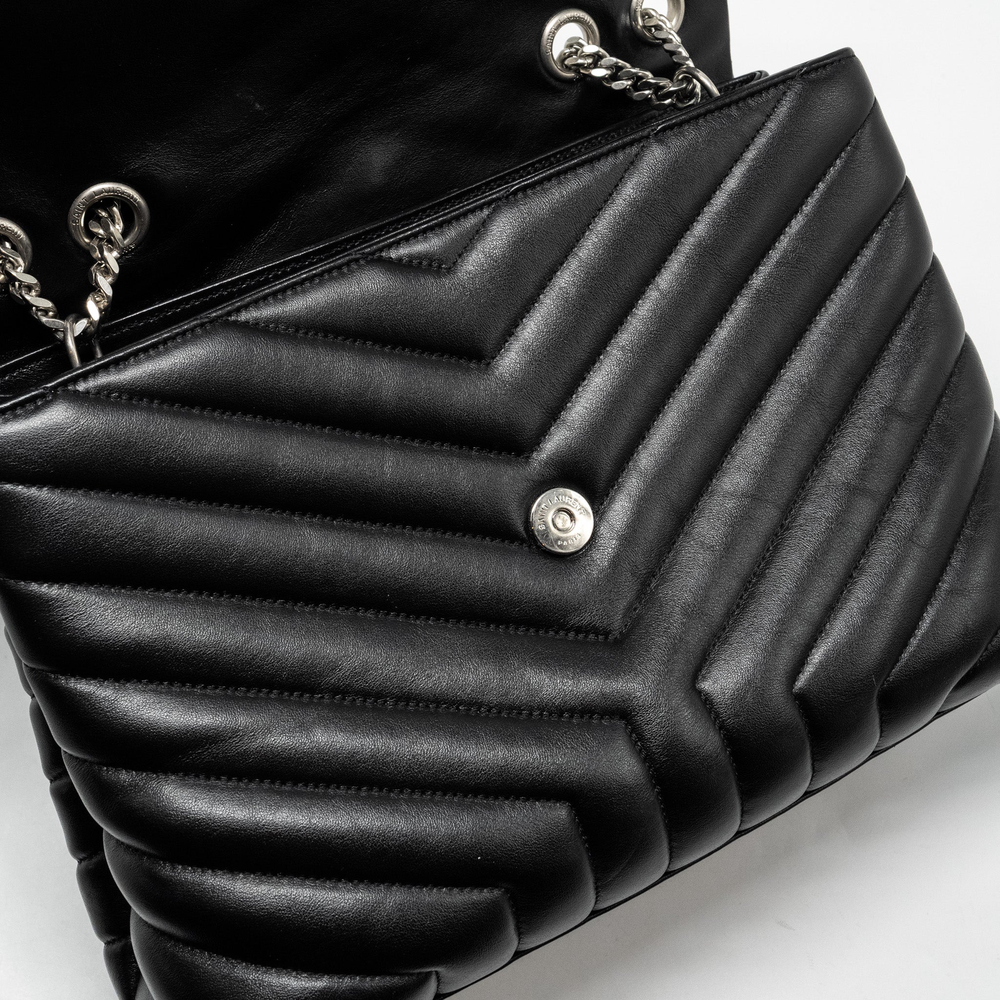 SAINT LAURENT /YSL MEDIUM LOU LOU BAG CALFSKIN BLACK RUTHENIUM HARDWARE