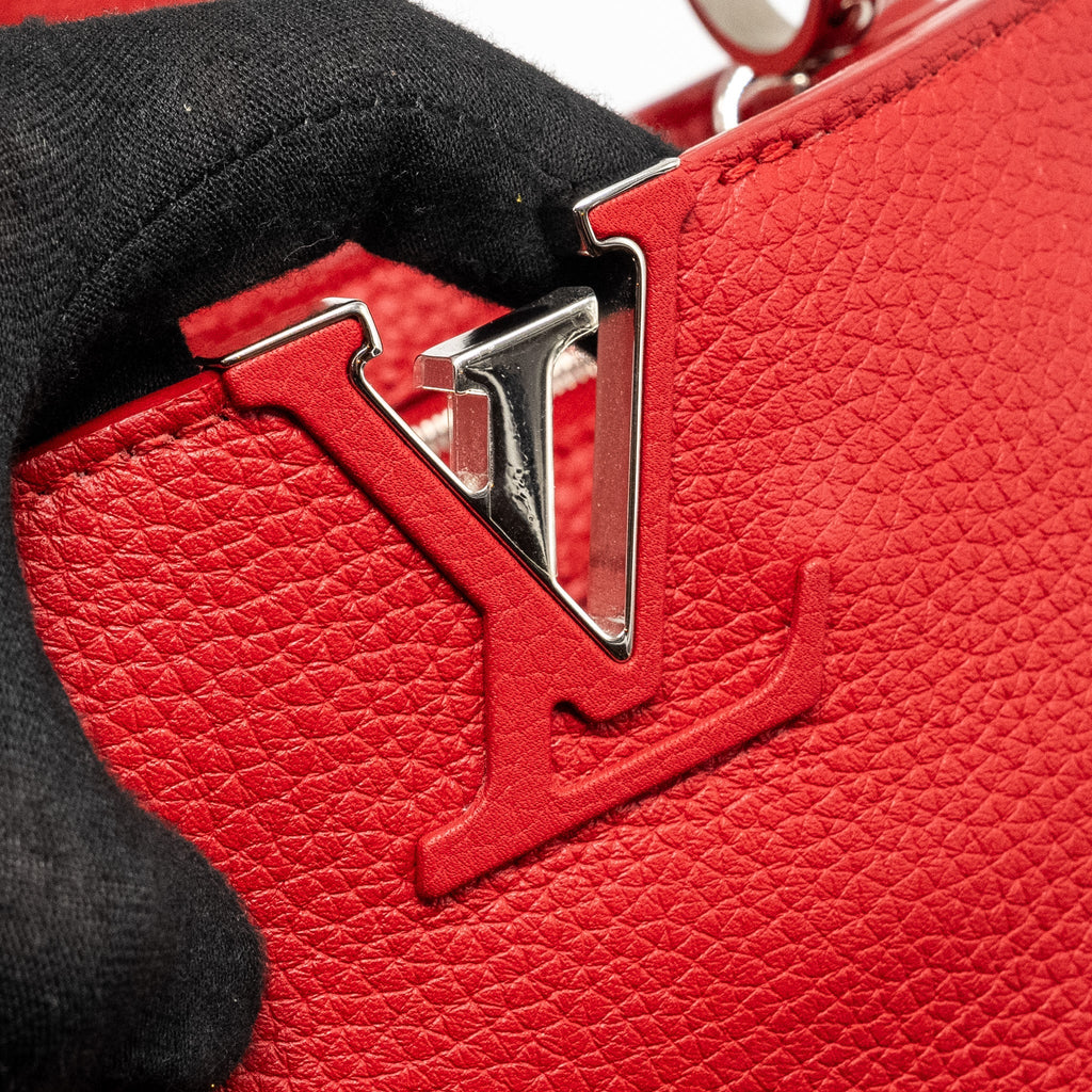LOUIS VUITTON CAPUCINE BB TAURILLON RED SHW