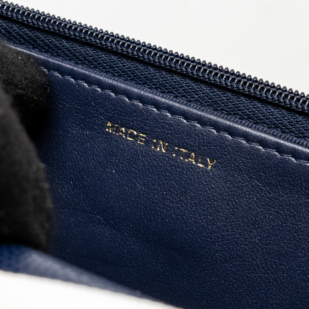 CHANEL 22A TWIST YOUR BUTTON WALLET ON CHAIN CAVIAR NAVY GHW (MICROCHIP)