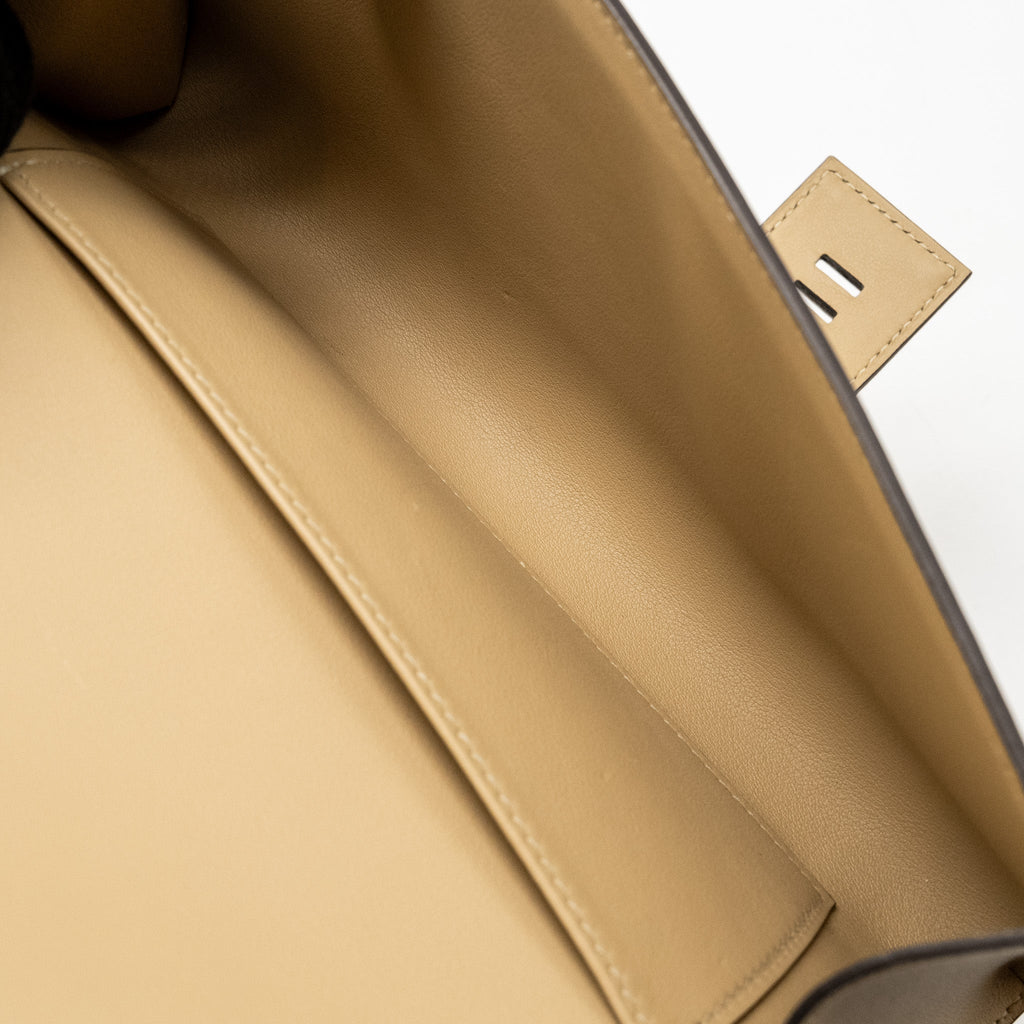 HERMES POCHETTE MEDOR 23 SWIFT TRENCH SHW
