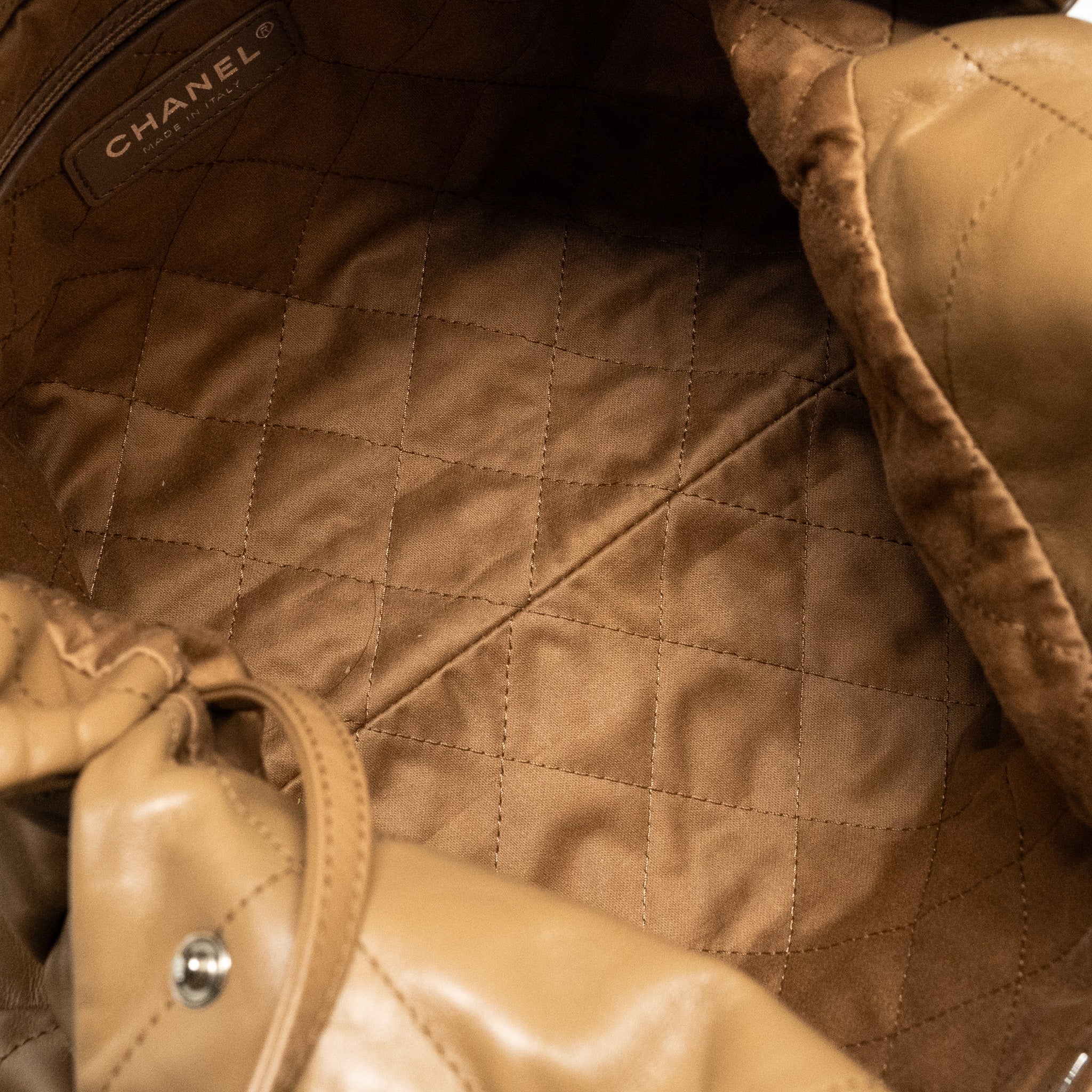 CHANEL 22K SMALL 22 BAG CALFSKIN DARK BEIGE SHW (MICROCHIP)