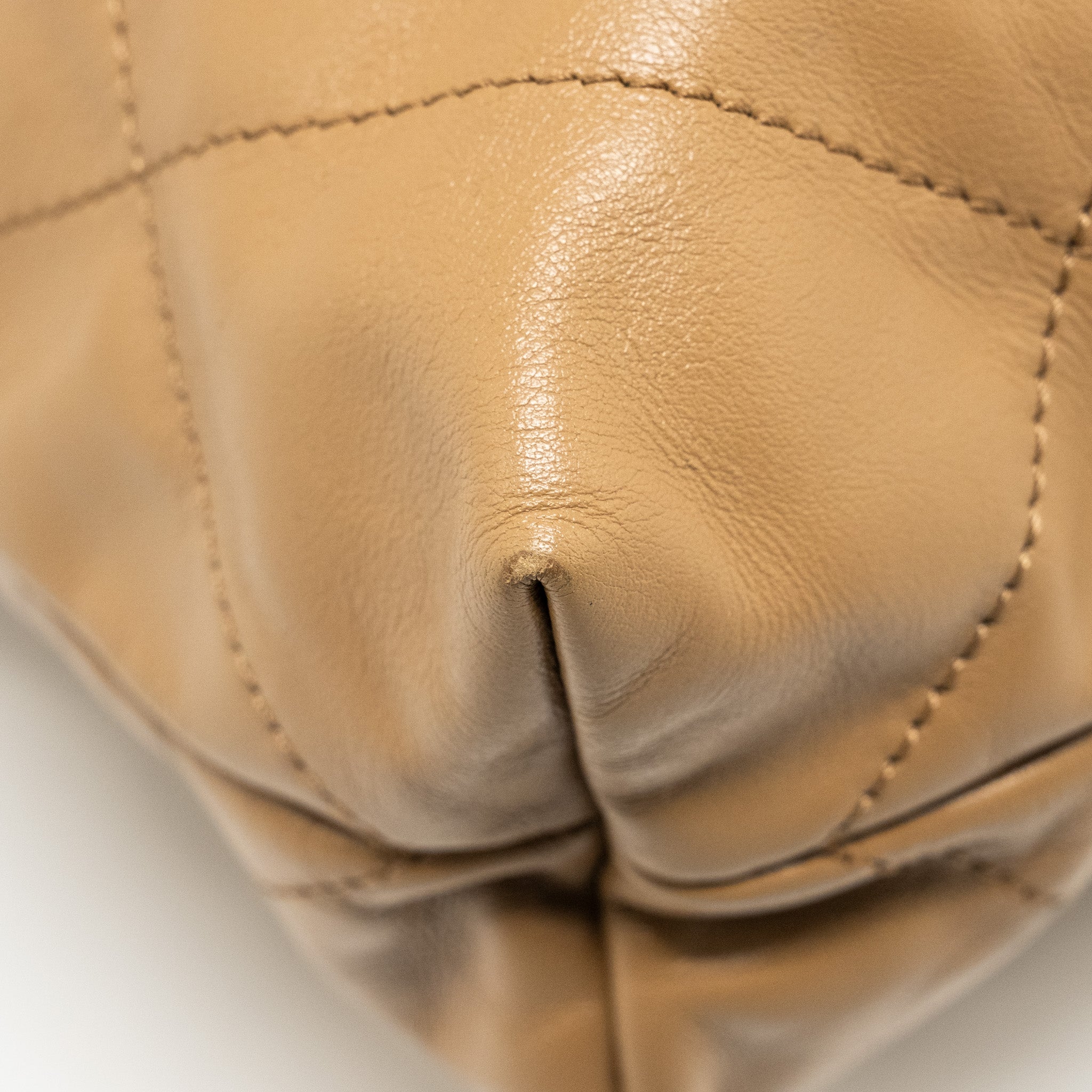 CHANEL 22K SMALL 22 BAG CALFSKIN DARK BEIGE SHW (MICROCHIP)