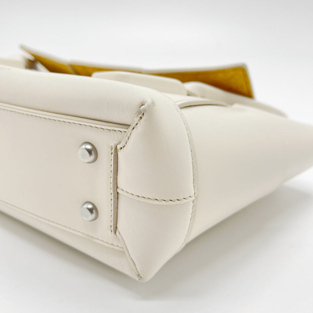 BOTTEGA VENETA ARCO BAG CALFSKIN WHITE SHW