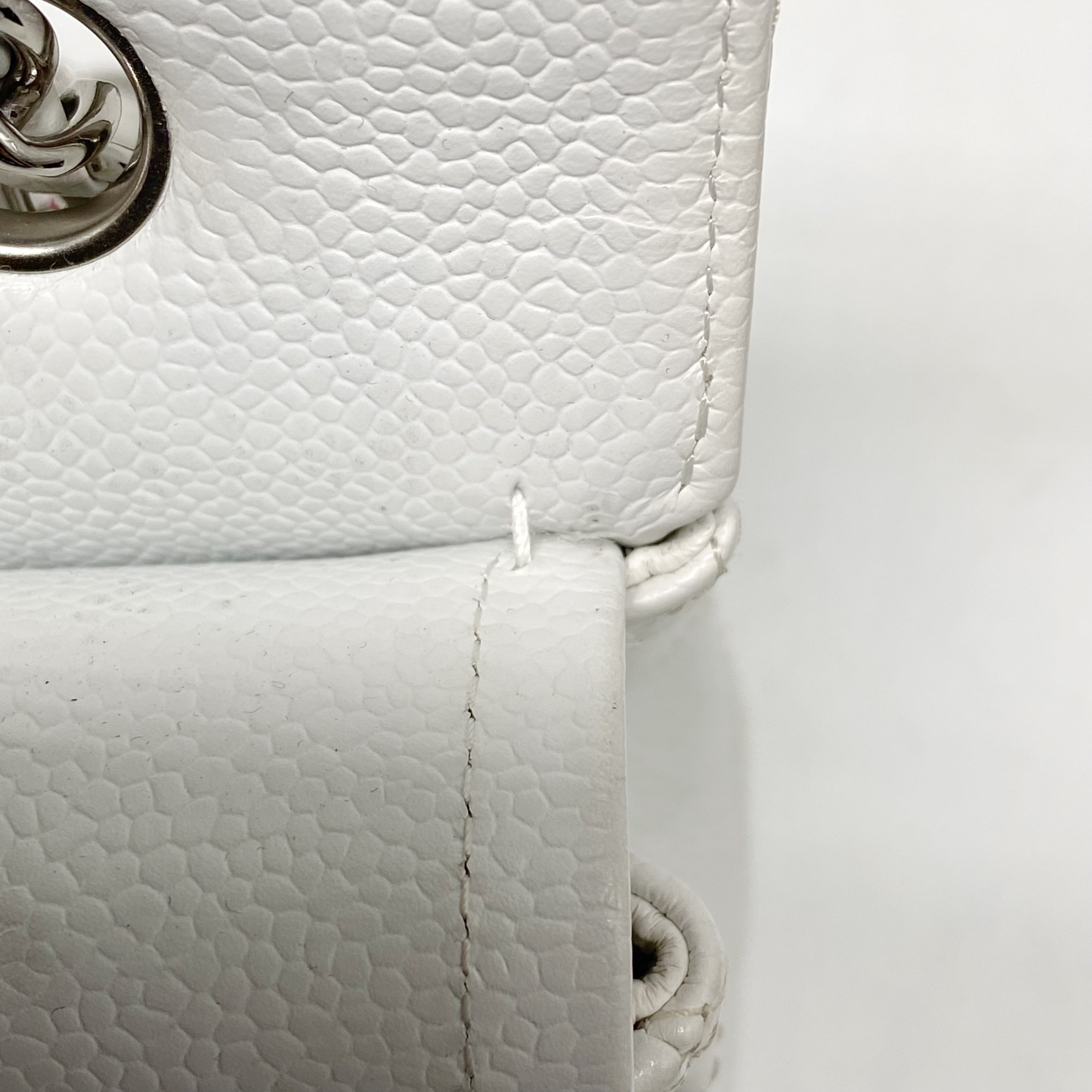 CHANEL MEDIUM CLASSIC DOUBLE FLAP BAG CAVIAR WHITE SHW